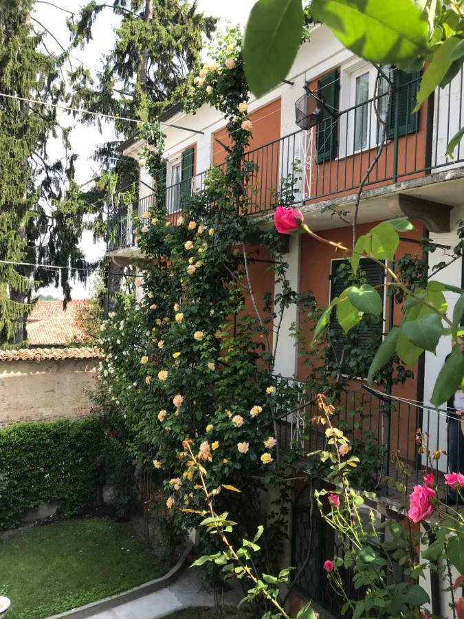 Apartamento Bed & Roses “Gege” La Morra Exterior foto